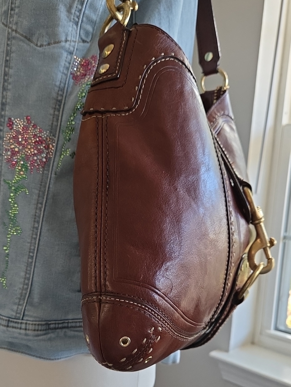 COACH 2006 Mahogany/ Whiskey Hamptons Hobo Shoulder Bag #10554 - Picture 3 of 13